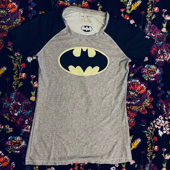 Under Armour Batman Heat Gear Tshirt - Picture 2 of 4